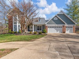 16261 Berry View Ct, Ballwin, MO 63011