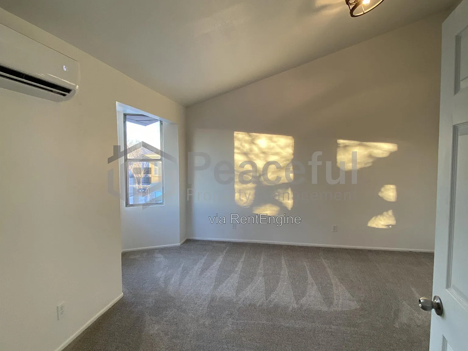 2 bed, 1.0 bath, 1050 sqft, $1,500 — Photo 4