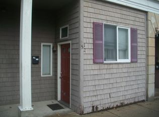 5 1/2 Leach St, Salem, MA 01970