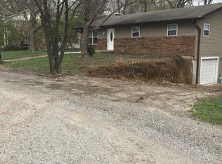 104 Sandra Dr, Belleville, IL 62223
