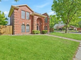 2102 Dana Dr, Rowlett, TX 75088