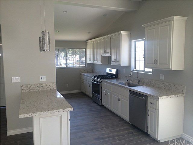 1st image of 2501 Balfour Ave