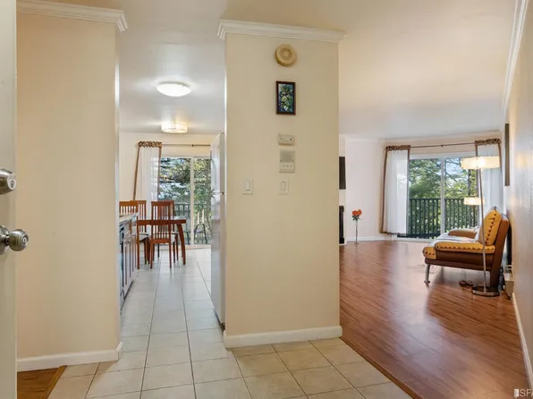397 Imperial Way APT 205, Daly City, CA 94015