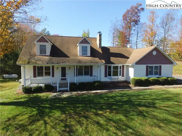 709 Deep Ford Road, Lansing, NC 28643