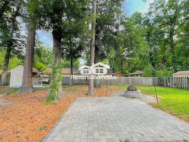 5736 Avalon Woods Dr — Photo 36