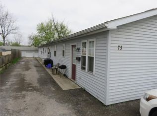 73 Elm St, Struthers, OH 44471