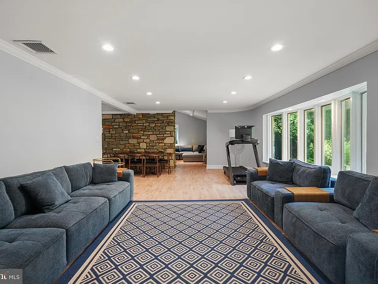 901 Dale Rd — Photo 14