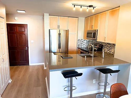 1483 Sutter St Photo 1