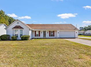40 Glenhurst Dr, Jackson, TN 38305