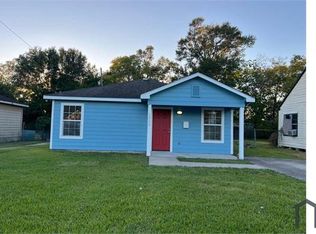 2448 Amarillo St, Beaumont, TX 77701