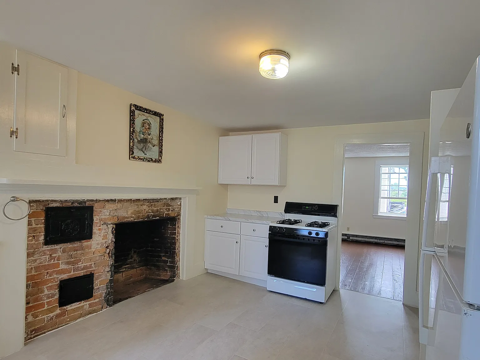 2 bed, 1.5 bath, 1200 sqft, $3,250 — Photo 2