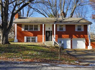 1101 SW 14th Street Ter, Blue Springs, MO 64015