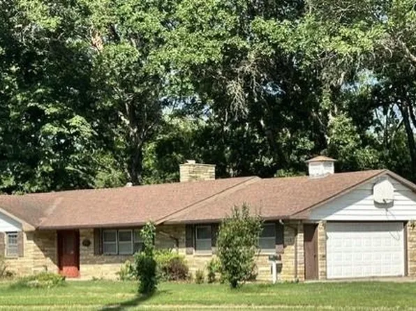1015 E Quincy St, Pittsburg, KS 66762