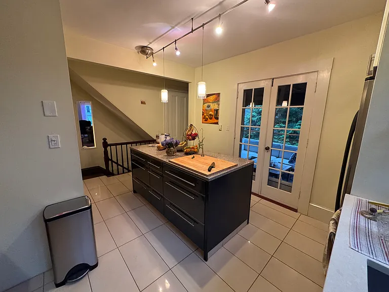 38 Melville Ave #2 — Photo 3