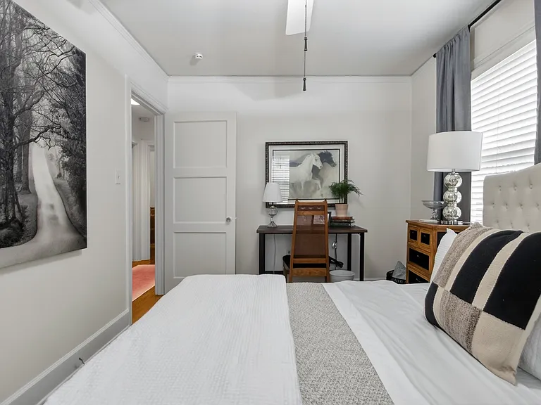 1711 N Grant St — Photo 17