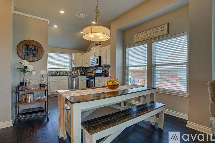 3145 Midland Valley St — Photo 8