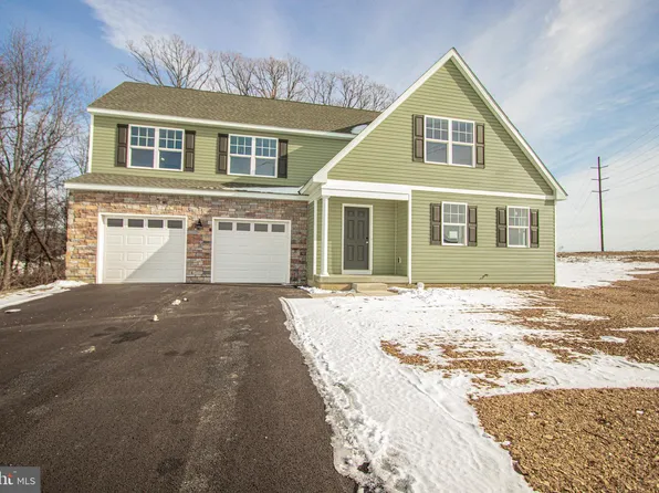 56 Lester Ave, York, PA 17408