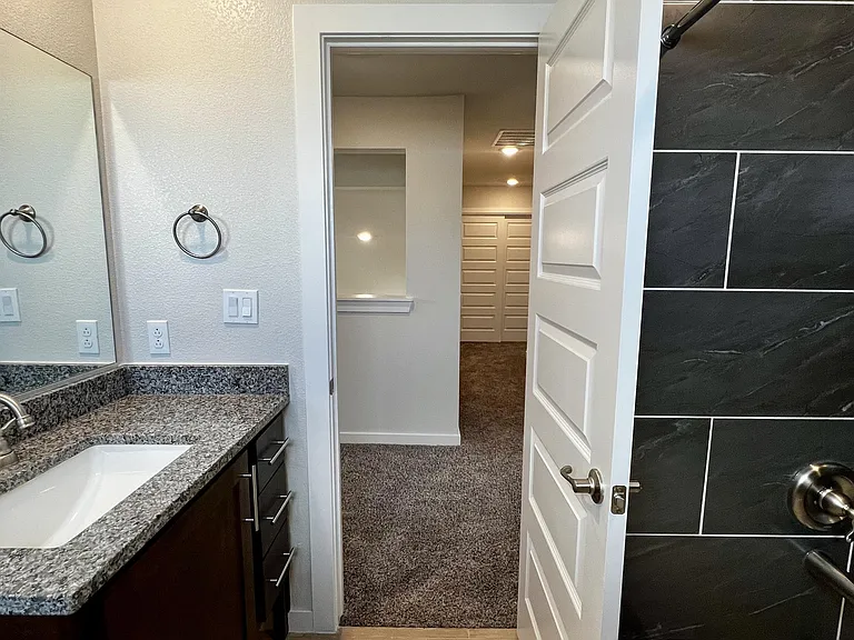 12601 Cody Kyle Ct — Photo 34