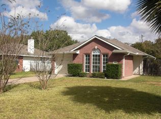 409 Silkwood Dr, Bryan, TX 77803