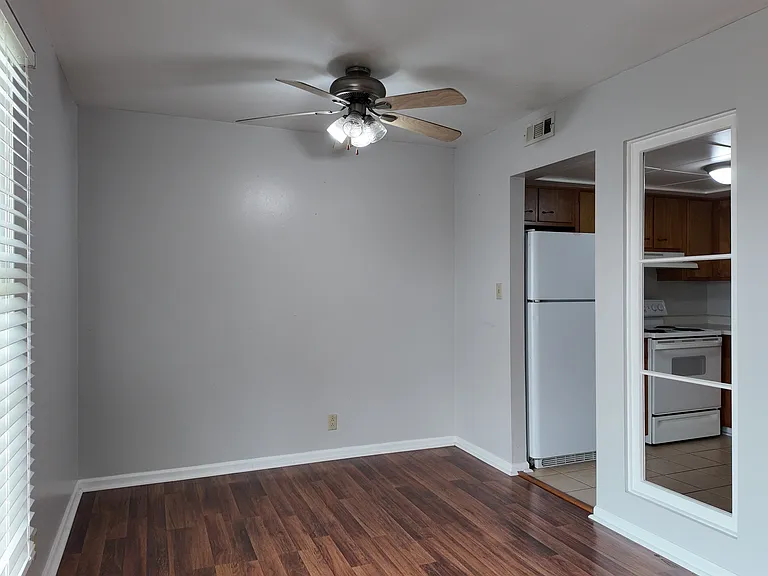 68160 Vineyard Rd #2 — Photo 4