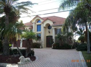 1615 Blue Water Ter, Lauderdale By The Sea, FL 33062