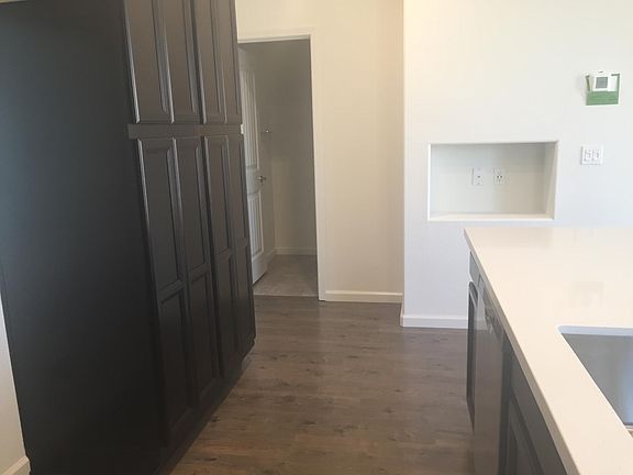 5th image of 3829 Amelia Rose Way