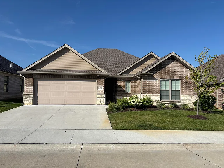 5608 Troylene Ct — Photo 1