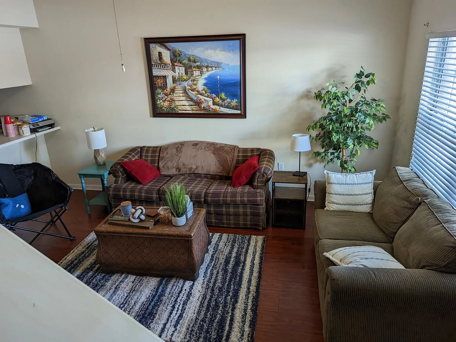 3 bed, 1209 sqft, $1,450 — Photo 2