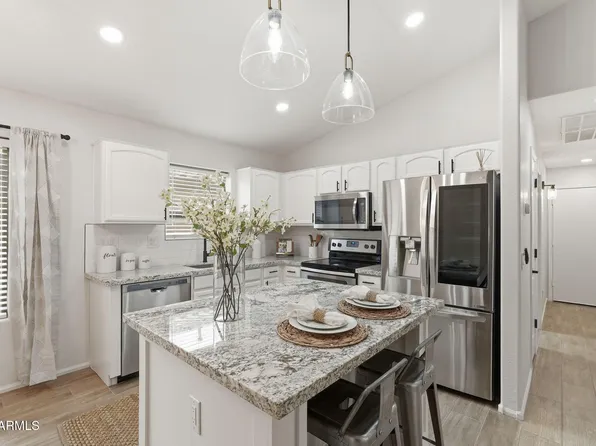 1295 E Estelle Lane, San Tan Valley, AZ 85140