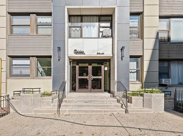 9841 64th Rd APT 4E, Rego Park, NY 11374