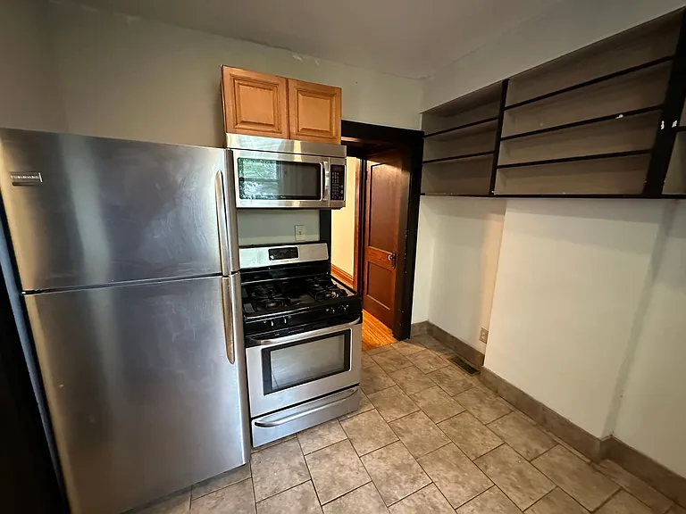 E Tompkins Ave 178-180 JLS — Photo 22