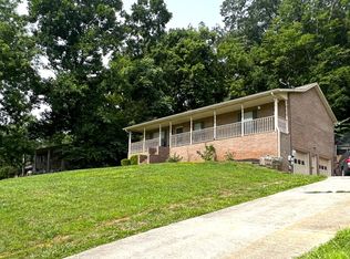 5690 Academy Dr, Morristown, TN 37814