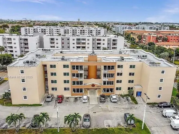 8050 NW 8th St #1407, Miami, FL 33126