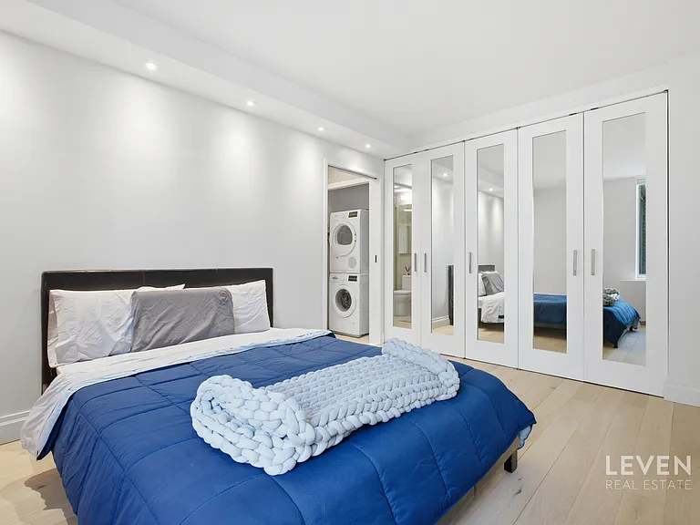 220 E 65th St #12J — Photo 6