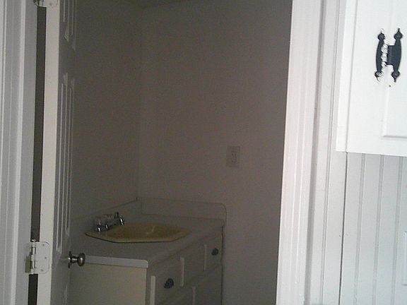 5th image of 460 Toney Creek Rd