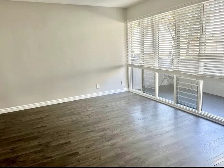 1037 Lincoln Blvd #C — Photo 13