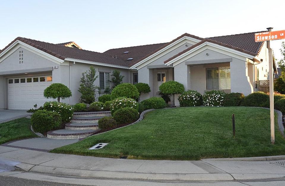 1st image of 882 Slawson Ln