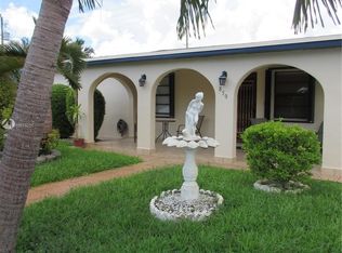 850 E 38th St, Hialeah, FL 33013