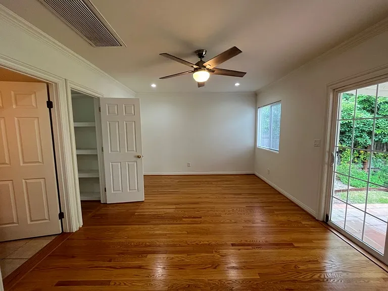 4316 Greenbush Ave — Photo 14