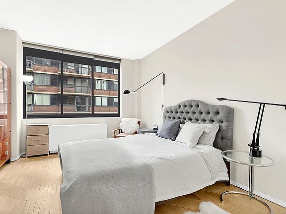 4th image of 343 E 74th St APT 8-G