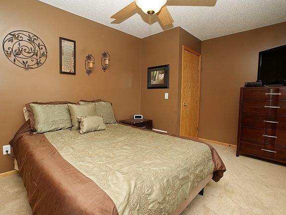 3rd image of 4096 231st Ln NW