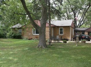 1210 Woodcrest Dr, Downers Grove, IL 60516