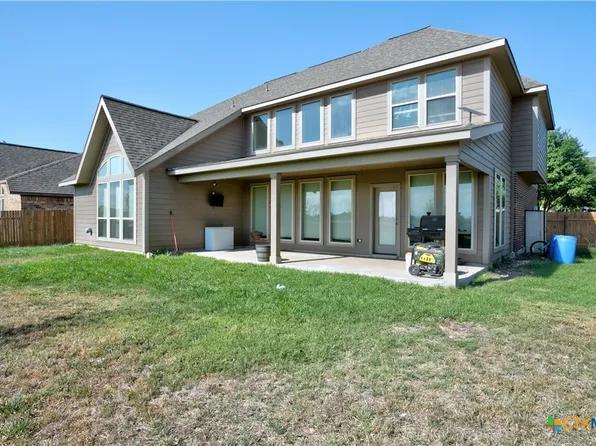 3067 Mustang Mdw, Seguin, TX 78155