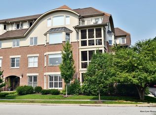 200 North Riv, Geneva, IL 60134