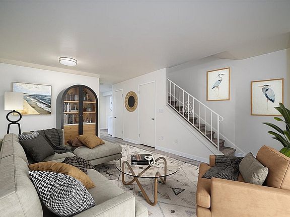 2bed, 1.5 Bath Living Room