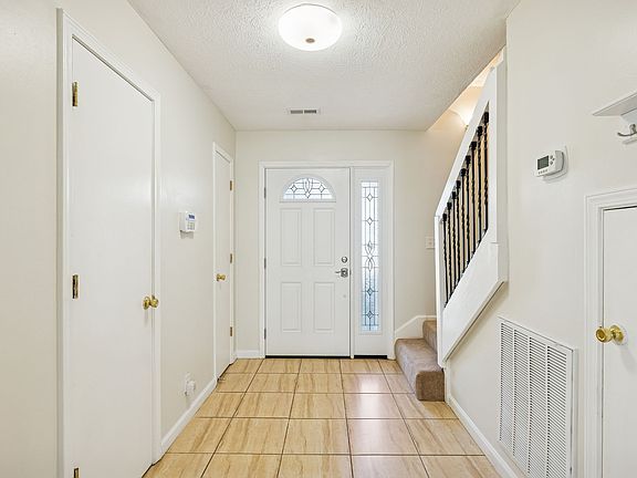 4th image of 5708 Briarwick Ct