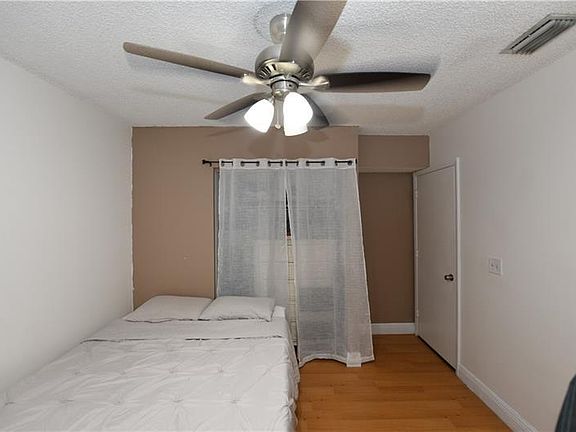 5th image of 4514 Carambola Cir S Unit 4514