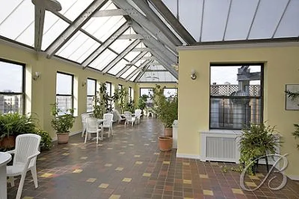 Sold by Bellmarc Realty | media 6