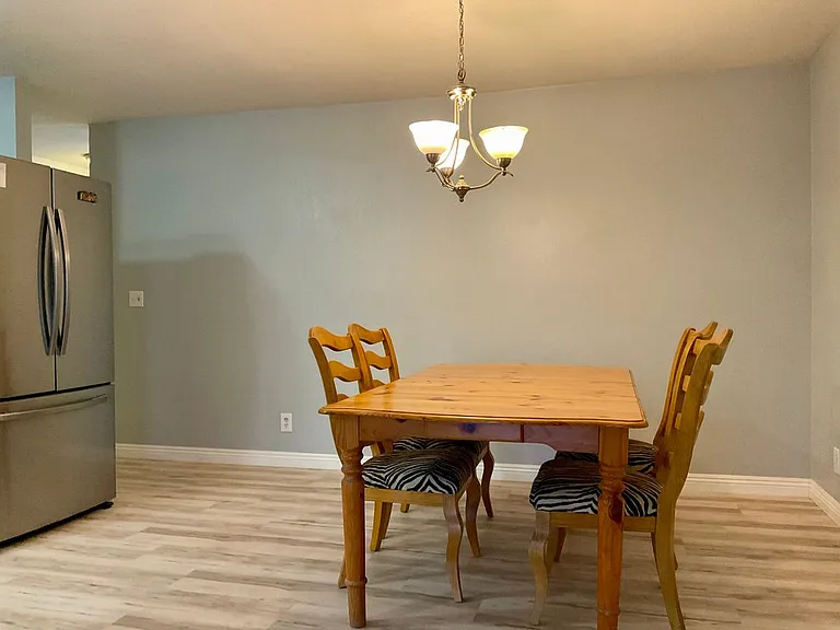 1312 N North St — Photo 10