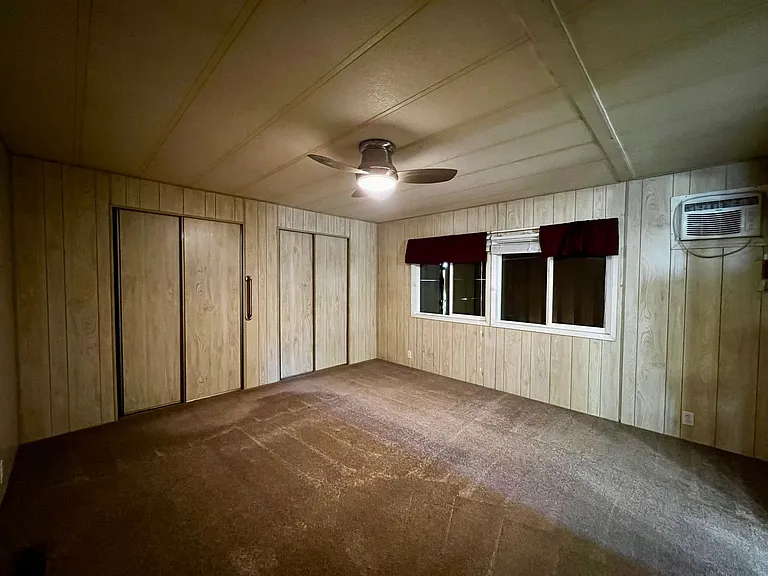1402 Hickory Rd — Photo 14